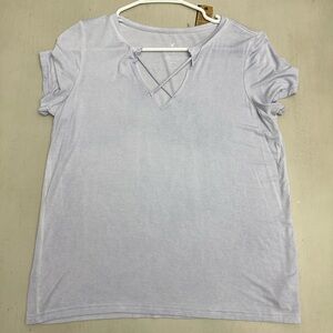 Light Purple/Blue American Eagle Women's Top (size medium) NWT